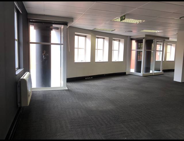 165M² OFFICE TO LET IN ILLOVO